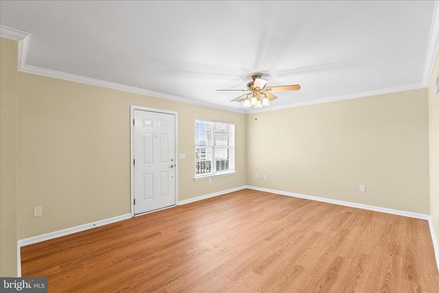 187 WINNERS CIRCLE DR, Red Lion, PA 17356