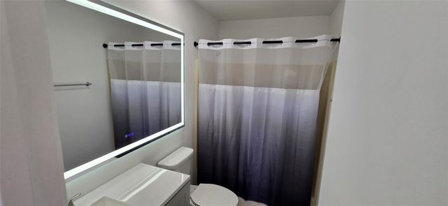 8011 Southgate Boulevard L10, North Lauderdale, FL 33068