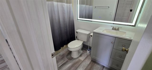 8011 Southgate Boulevard L10, North Lauderdale, FL 33068