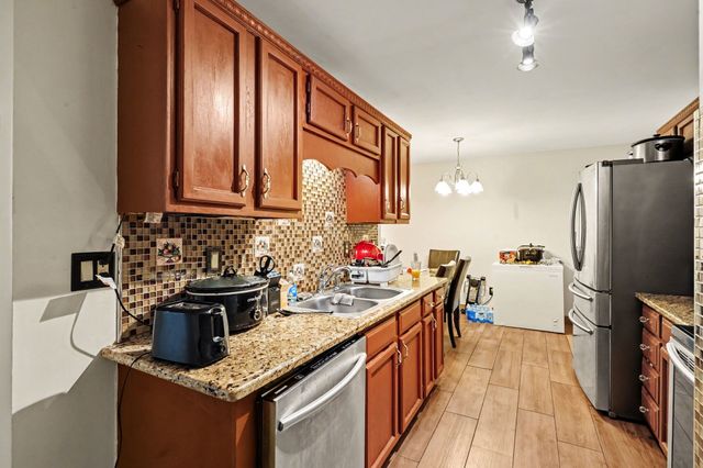 920 Coarsey Dr, Nashville, TN 37217