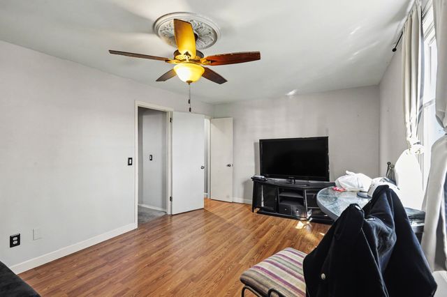 920 Coarsey Dr, Nashville, TN 37217