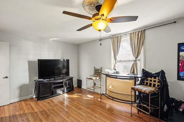 920 Coarsey Dr, Nashville, TN 37217