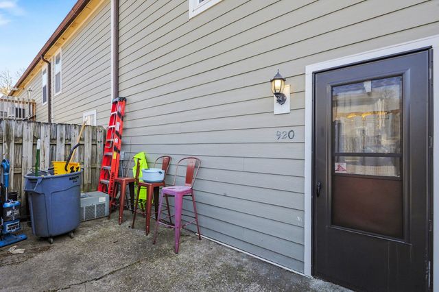 920 Coarsey Dr, Nashville, TN 37217