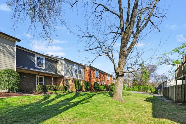 920 Coarsey Dr, Nashville, TN 37217