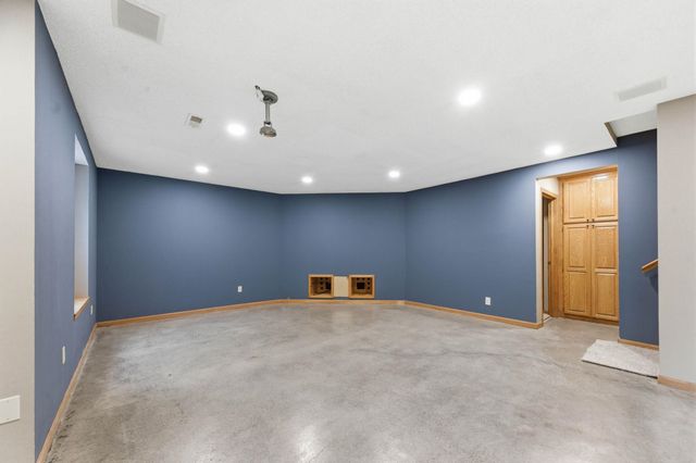 1325 N Pine Grove Ct., Wichita, KS 67212
