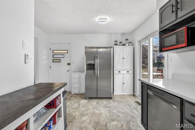 404 W Lueking Drive, De Soto, MO 63020