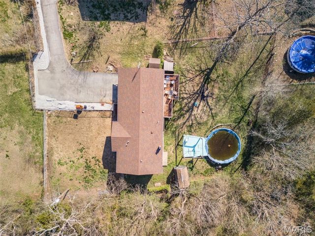 404 W Lueking Drive, De Soto, MO 63020