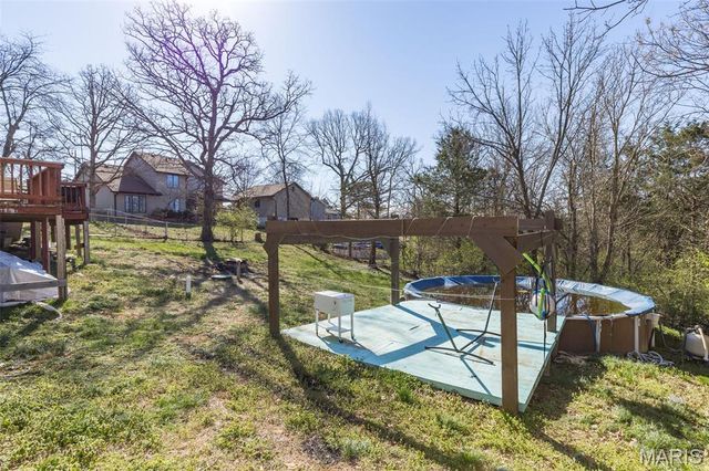 404 W Lueking Drive, De Soto, MO 63020