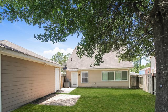 419 Laurel Sage Drive, Houston, TX 77339