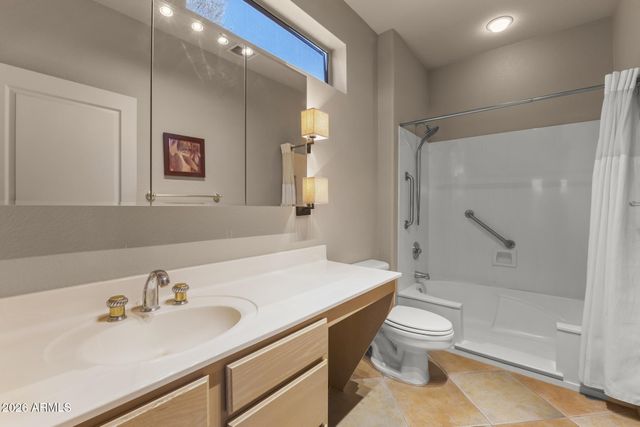 15842 W LAHLUM Lane, Surprise, AZ 85374