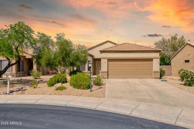15842 W LAHLUM Lane, Surprise, AZ 85374
