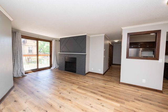 1720 3rd Avenue S 106, Minneapolis, MN 55404