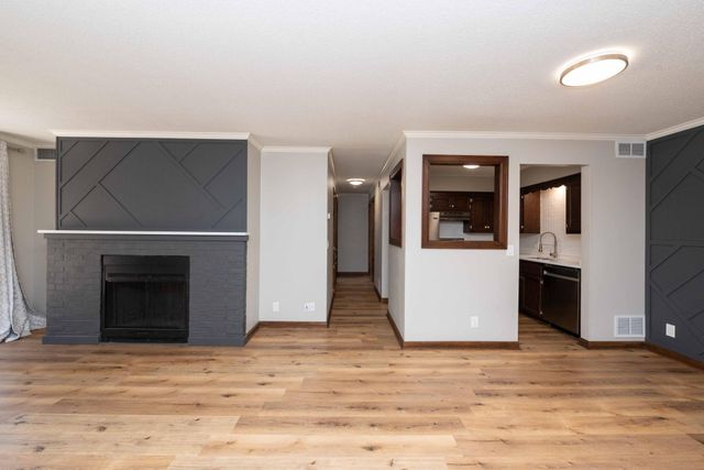 1720 3rd Avenue S 106, Minneapolis, MN 55404