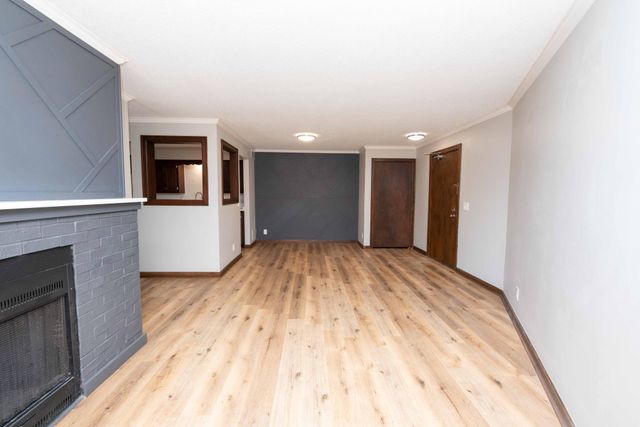 1720 3rd Avenue S 106, Minneapolis, MN 55404