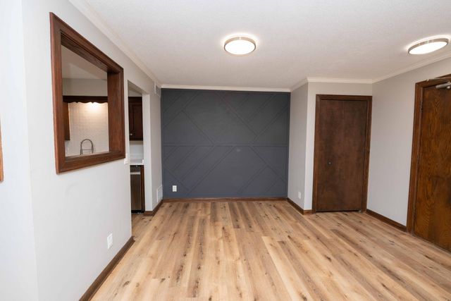 1720 3rd Avenue S 106, Minneapolis, MN 55404