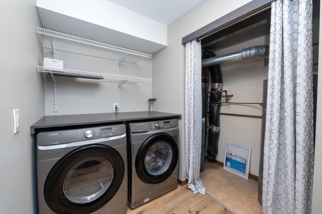 1720 3rd Avenue S 106, Minneapolis, MN 55404