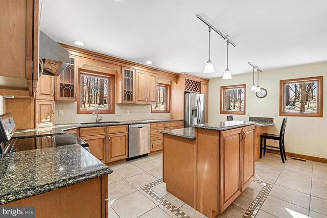 4007 STREET RD, Street, MD 21154