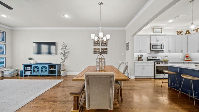 833 Wakefield Drive B, Houston, TX 77018