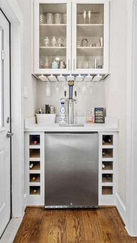 833 Wakefield Drive B, Houston, TX 77018