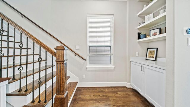 833 Wakefield Drive B, Houston, TX 77018