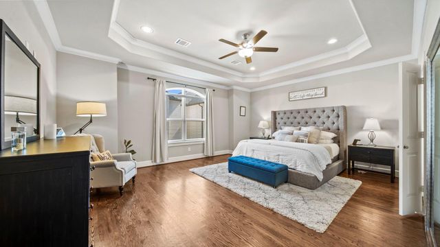 833 Wakefield Drive B, Houston, TX 77018