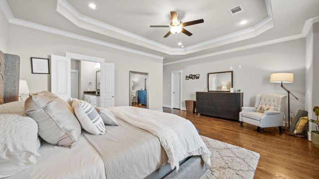 833 Wakefield Drive B, Houston, TX 77018