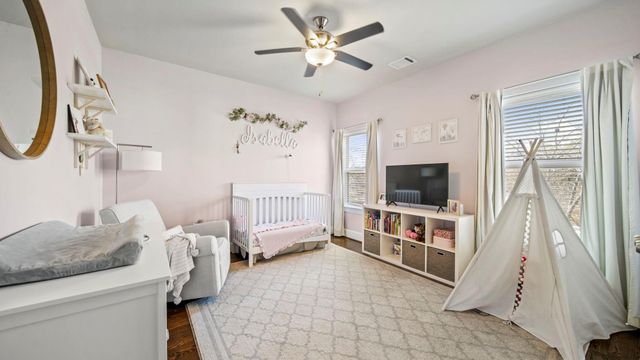 833 Wakefield Drive B, Houston, TX 77018