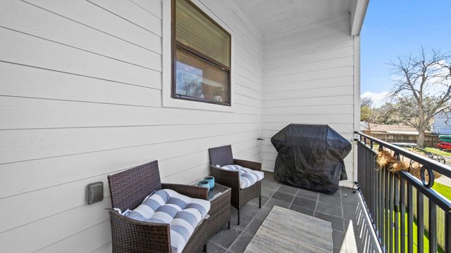 833 Wakefield Drive B, Houston, TX 77018