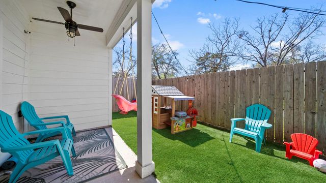 833 Wakefield Drive B, Houston, TX 77018