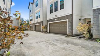833 Wakefield Drive B, Houston, TX 77018