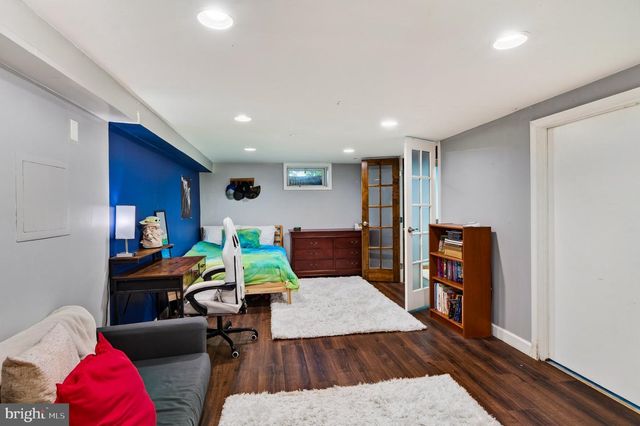 162 LAKE DR, Downingtown, PA 19335