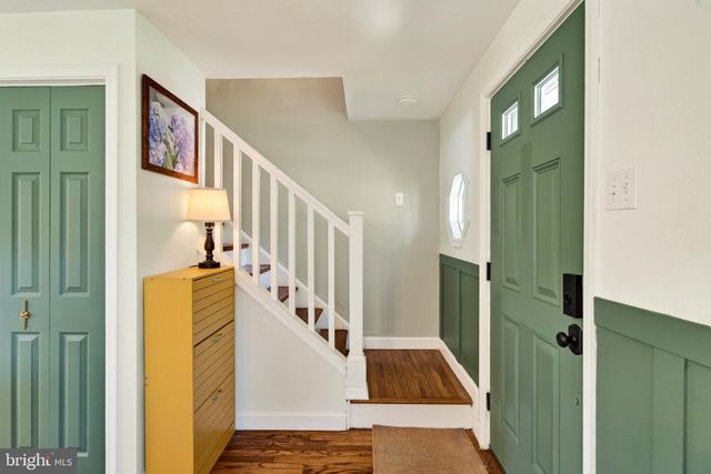 162 LAKE DR, Downingtown, PA 19335