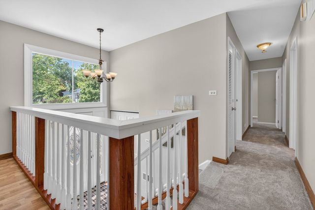 418 Charlestown Drive, Bolingbrook, IL 60440
