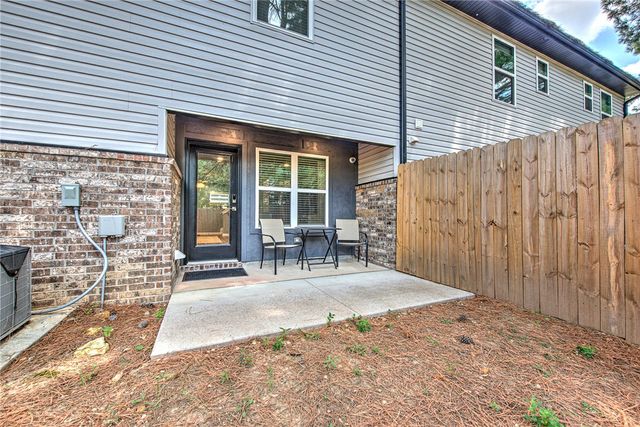 899 N Rupple Road 122, Fayetteville, AR 72704