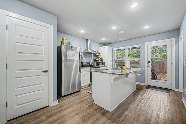 899 N Rupple Road 122, Fayetteville, AR 72704