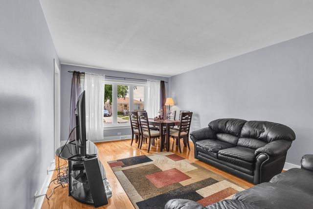 7644 W Norridge Street, Norridge, IL 60706