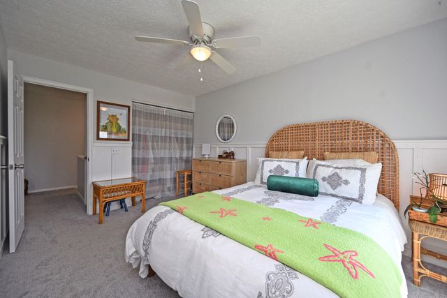 2802 Dry Ridge Court, Villa Hills, KY 41017