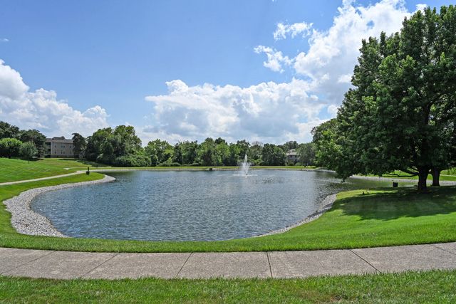 2802 Dry Ridge Court, Villa Hills, KY 41017