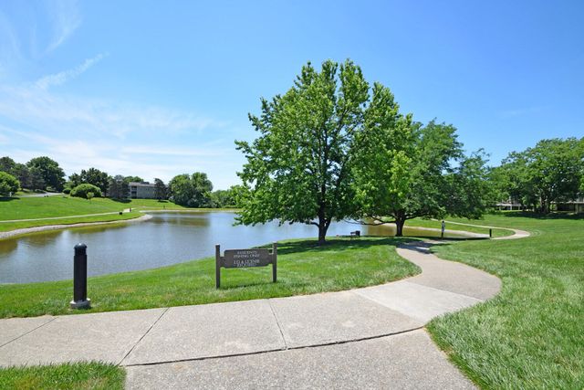 2802 Dry Ridge Court, Villa Hills, KY 41017