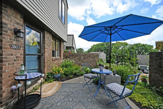 2802 Dry Ridge Court, Villa Hills, KY 41017