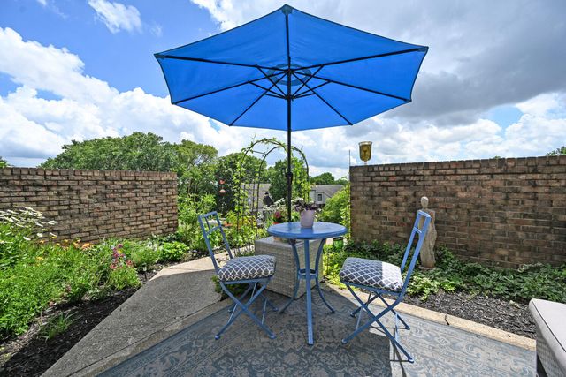 2802 Dry Ridge Court, Villa Hills, KY 41017