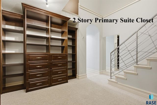 217 W 77th St Street, Sioux Falls, SD 57108