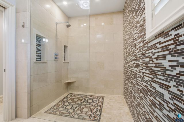217 W 77th St Street, Sioux Falls, SD 57108