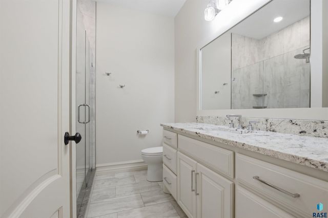 217 W 77th St Street, Sioux Falls, SD 57108