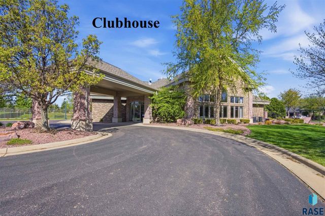 217 W 77th St Street, Sioux Falls, SD 57108