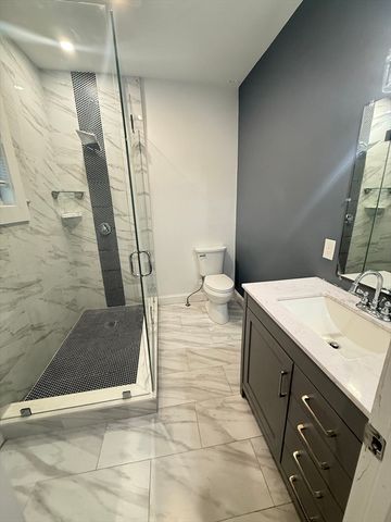 112 Hollingsworth St 5, Lynn, MA 01902