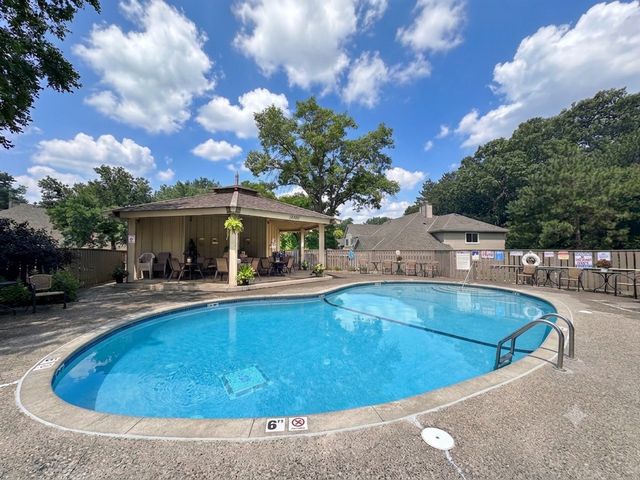 14302 Fairway Drive, Eden Prairie, MN 55344