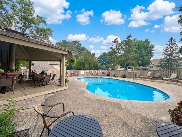 14302 Fairway Drive, Eden Prairie, MN 55344