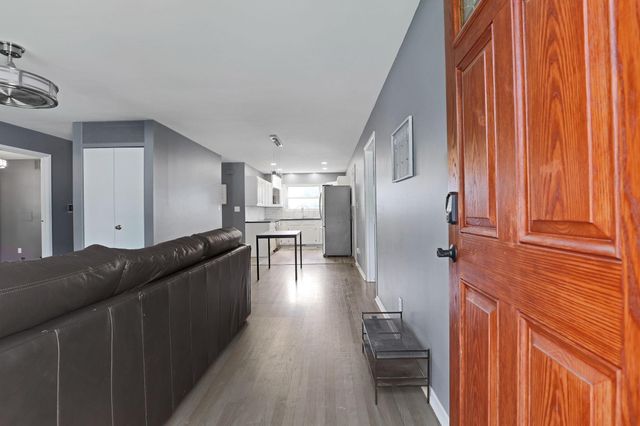 297 Electric Avenue, Westerville, OH 43081