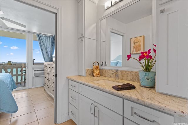 84-965 Farrington Highway B911, Waianae, HI 96792